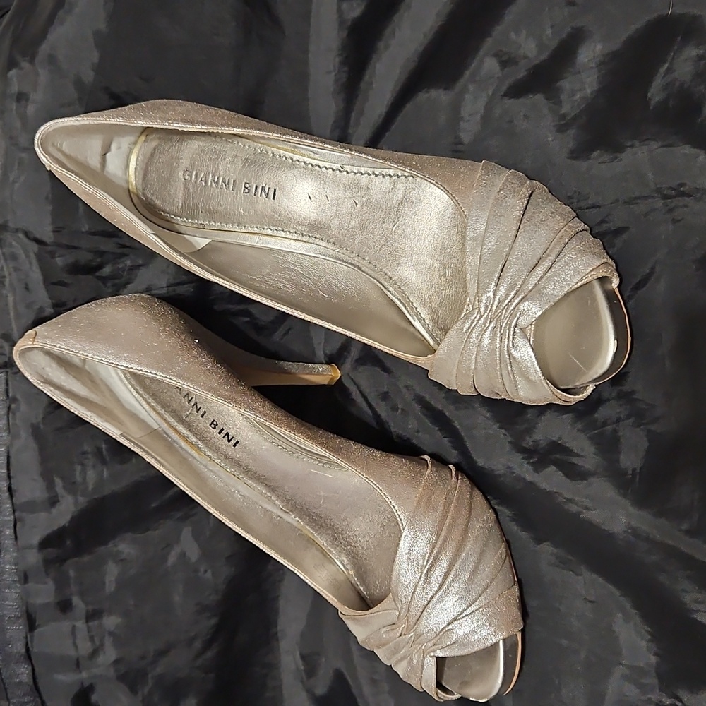 Gianni Bini High Heels